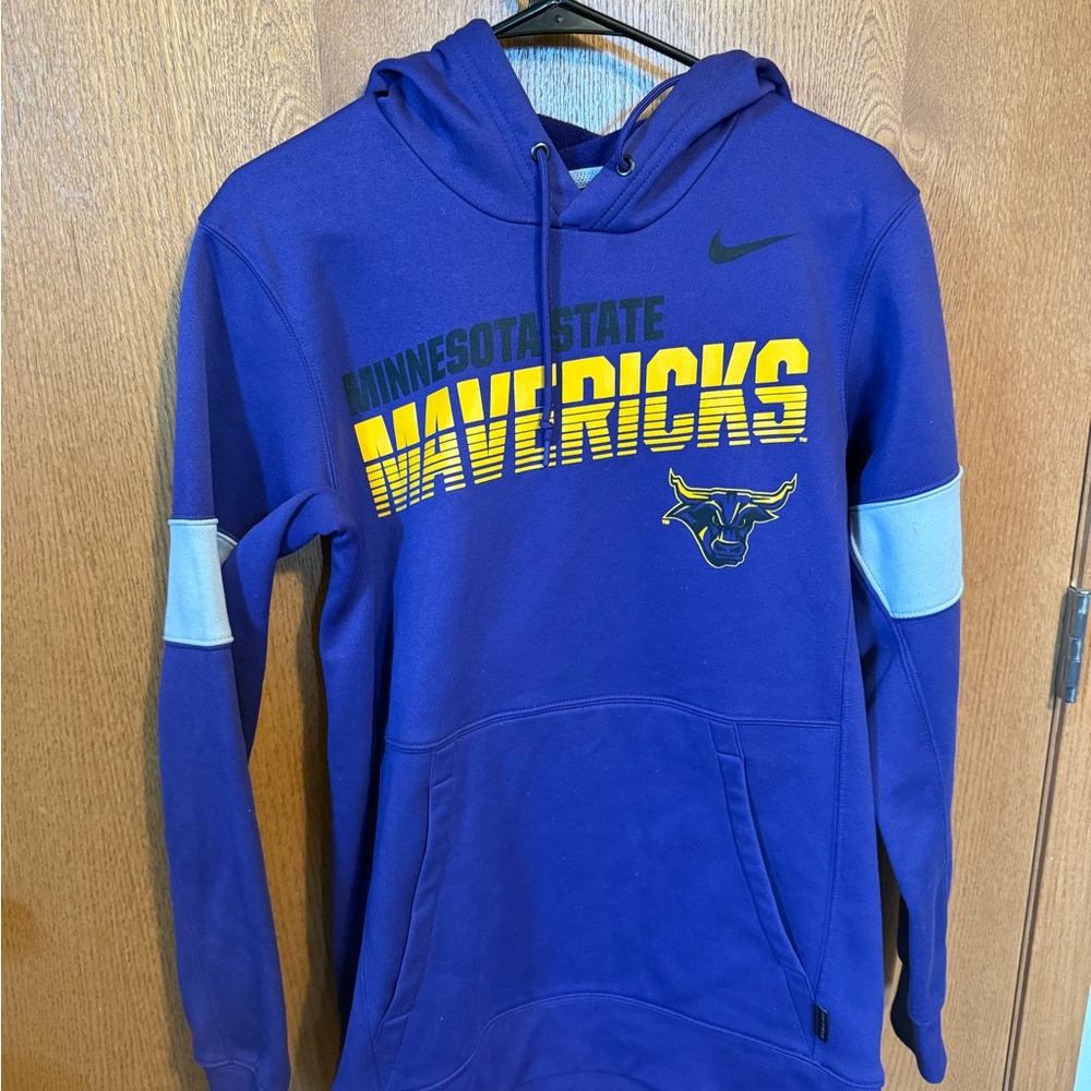 Nike Minnesota State Mavericks Purple Pullover Hoodie